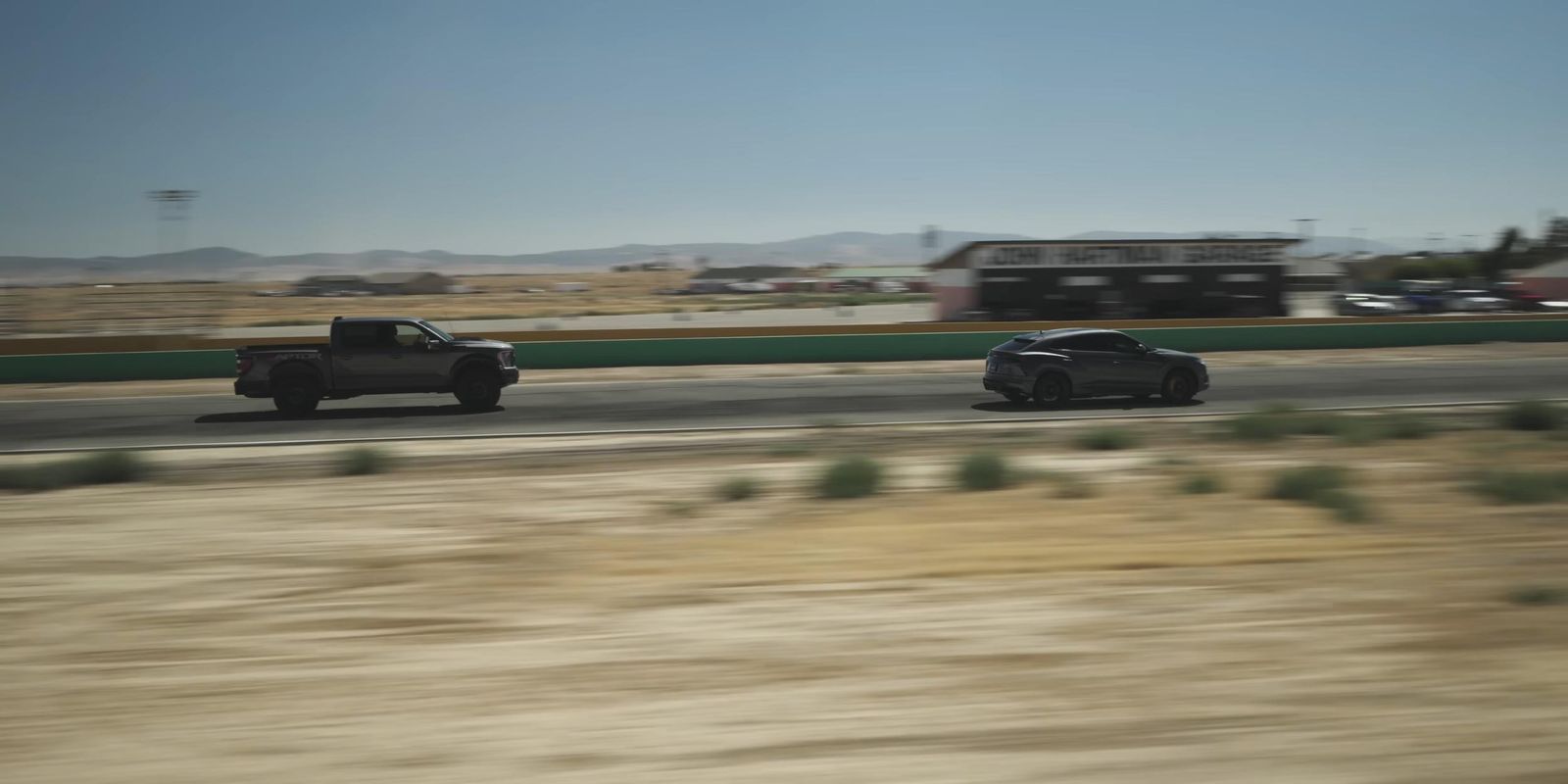 The Ultimate Heavyweight Drag Race Battle: Lamborghini Urus Vs Ford Raptor R Vs Mercedes G63 Amg 13 Vs youtube raptorrvscullinanurusg63amgescaladevrangerovercammisaultimatedragracereplay 1036