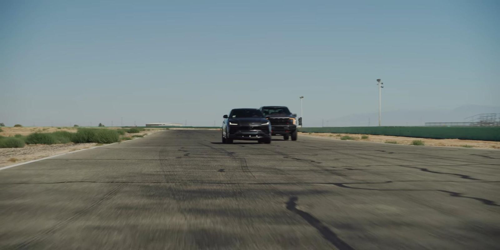 The Ultimate Heavyweight Drag Race Battle: Lamborghini Urus Vs Ford Raptor R Vs Mercedes G63 Amg 7 Vs youtube raptorrvscullinanurusg63amgescaladevrangerovercammisaultimatedragracereplay 1045