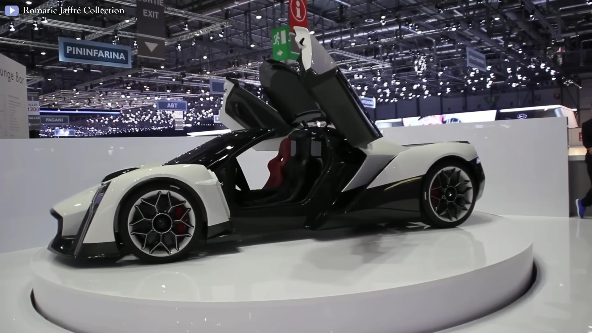 Scissor doors vs butterfly doors