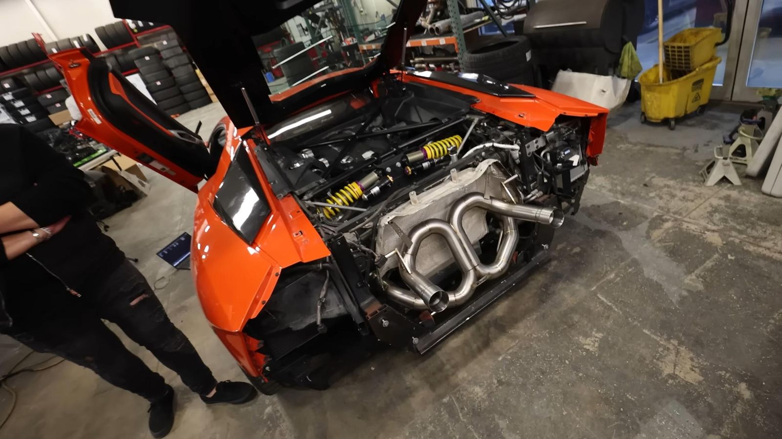 This Youtubers Insane Lamborghini Aventador F1 Exhaust System By Gintani Throws Flames 5 Videoscreenshot youtube introducingmygintanif1straightpipeexhaustlamborghiniaventador 330
