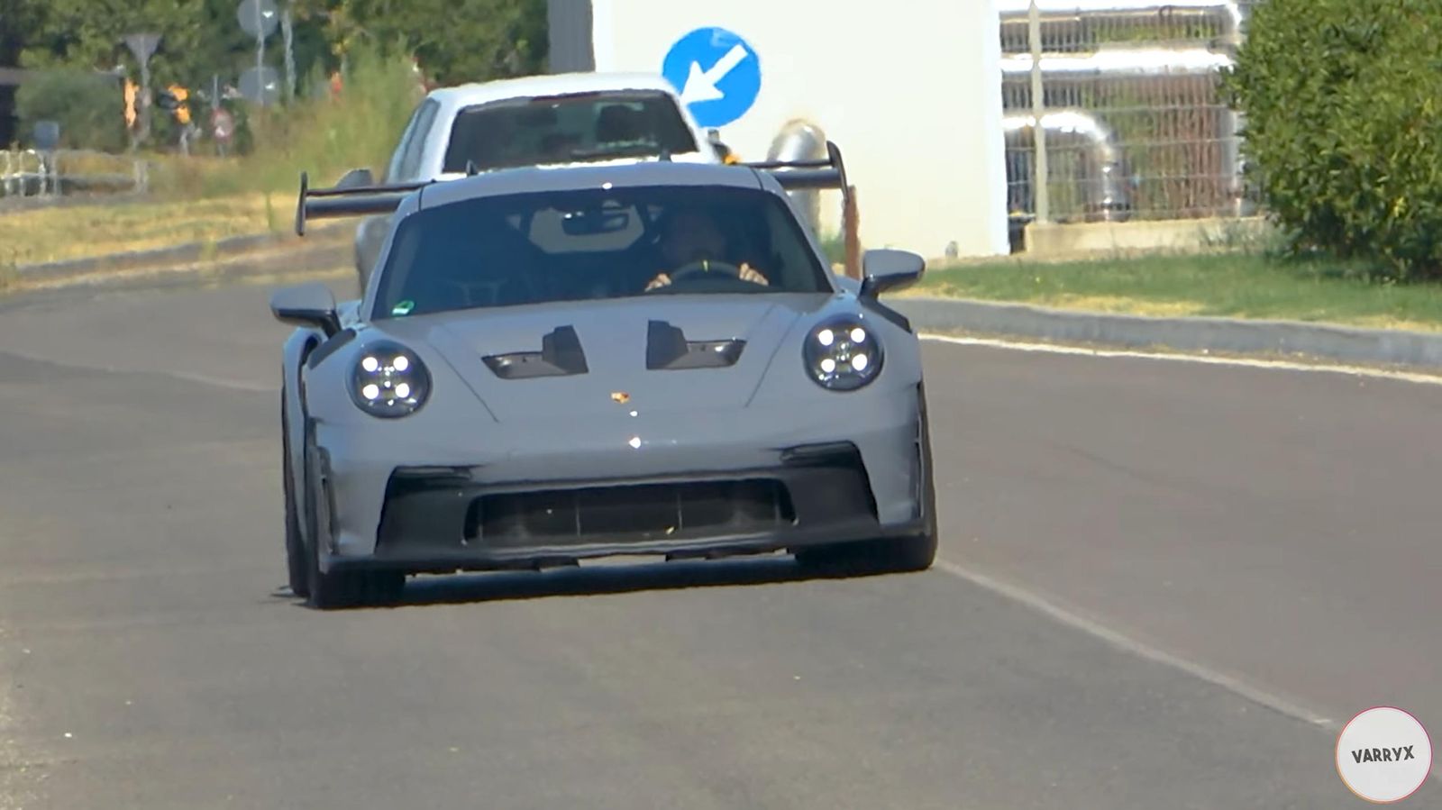 What Is A Stunning New Porsche 992-Generation Gt3 Rs Doing In Lamborghini'S Sant'Agata Bolognese Factory? 5 Videoscreenshot youtube somethingswrongagain 408