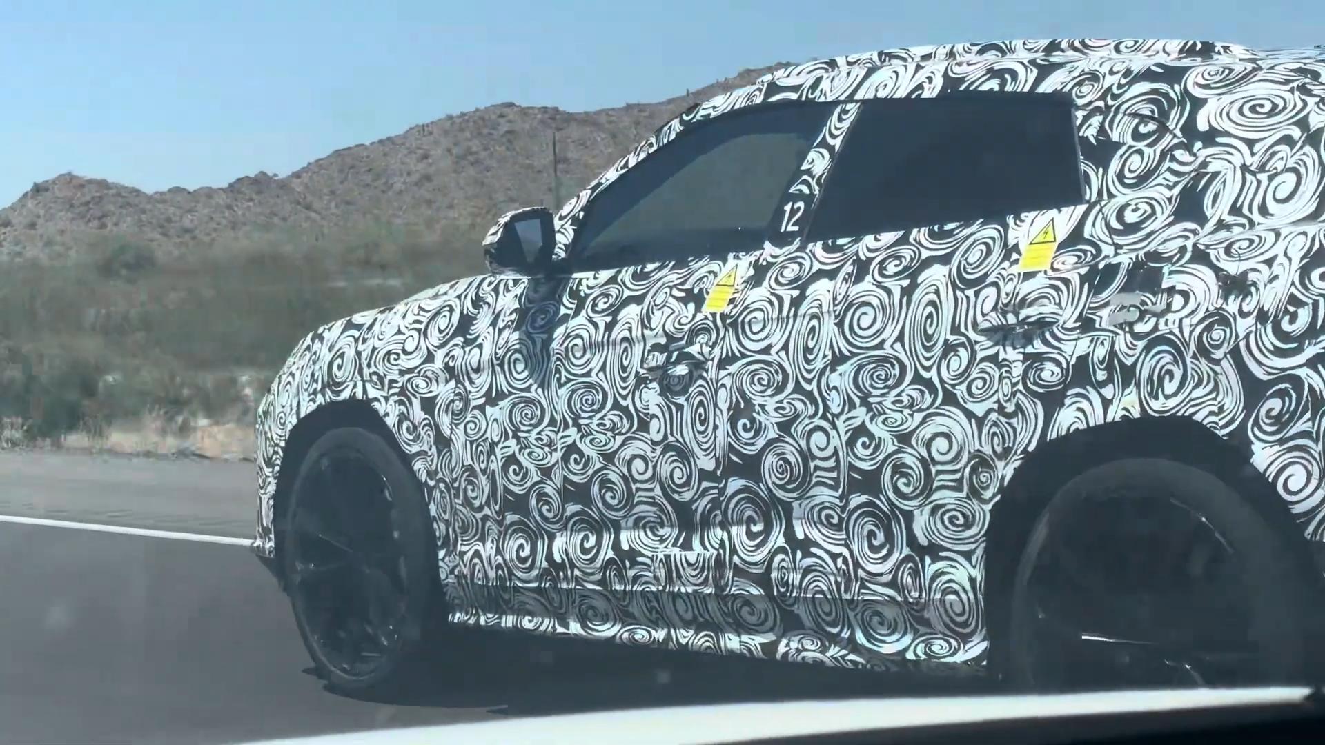 Upcoming 2025 Lamborghini Urus Phev Spotted Testing Under Hot Arizona Sun While Sporting Unique Set Of Wheels 5 Videoscreenshot youtube urus2025newlamborghiniurusphev 031