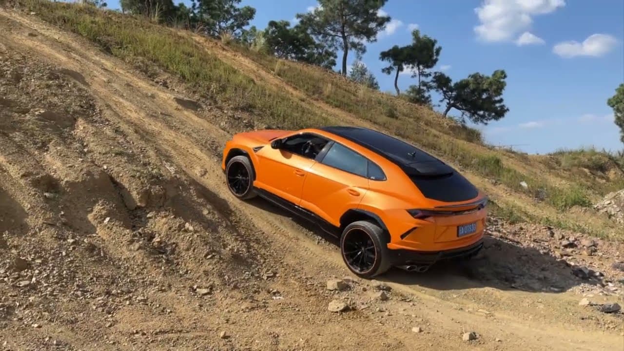 8 Best Off-Roading Supercars For The Adventurous Enthusiast 17 Lamborghini urus