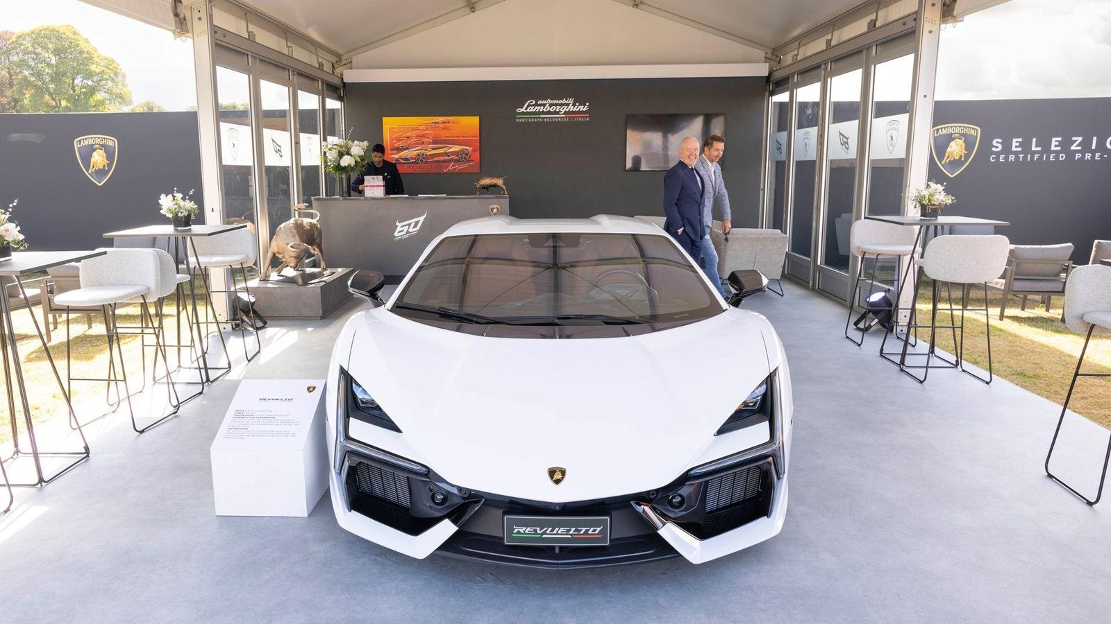 2023 Lamborghini Salon Prive Event Showcases 60 Exquisite V12 Models In London 16 648168 1
