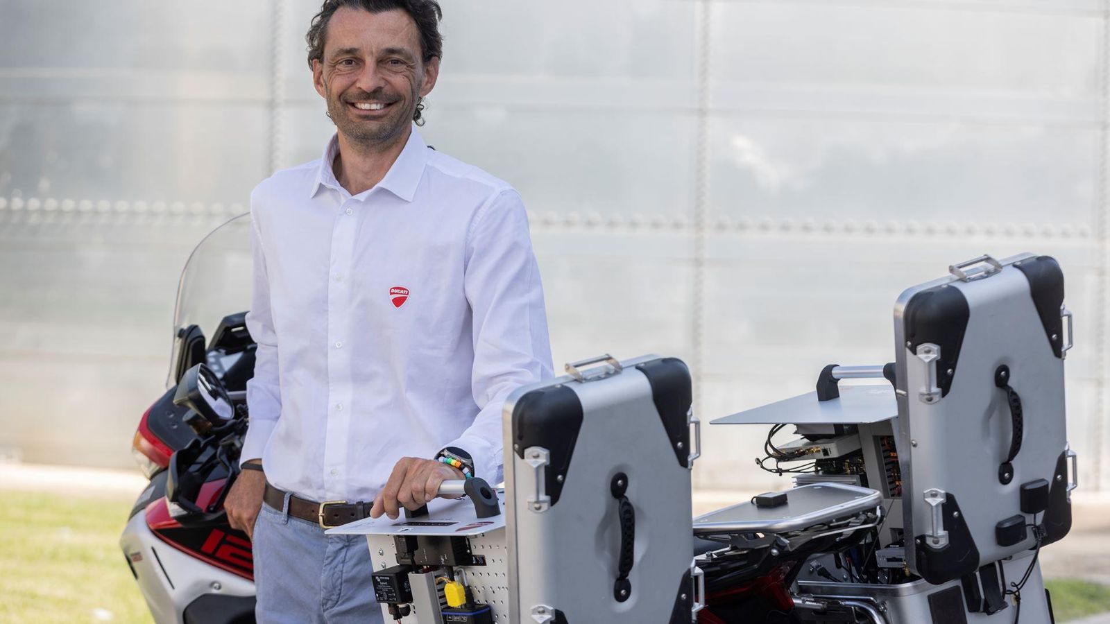 Lamborghini And Ducati Pioneer Life-Changing Motorbike-To-Car Communication System For A Safer Tomorrow 13 648451