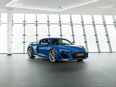 Affordable Alternatives To Ferrari And Lamborghini: Performance On A Budget 9 Audi r8