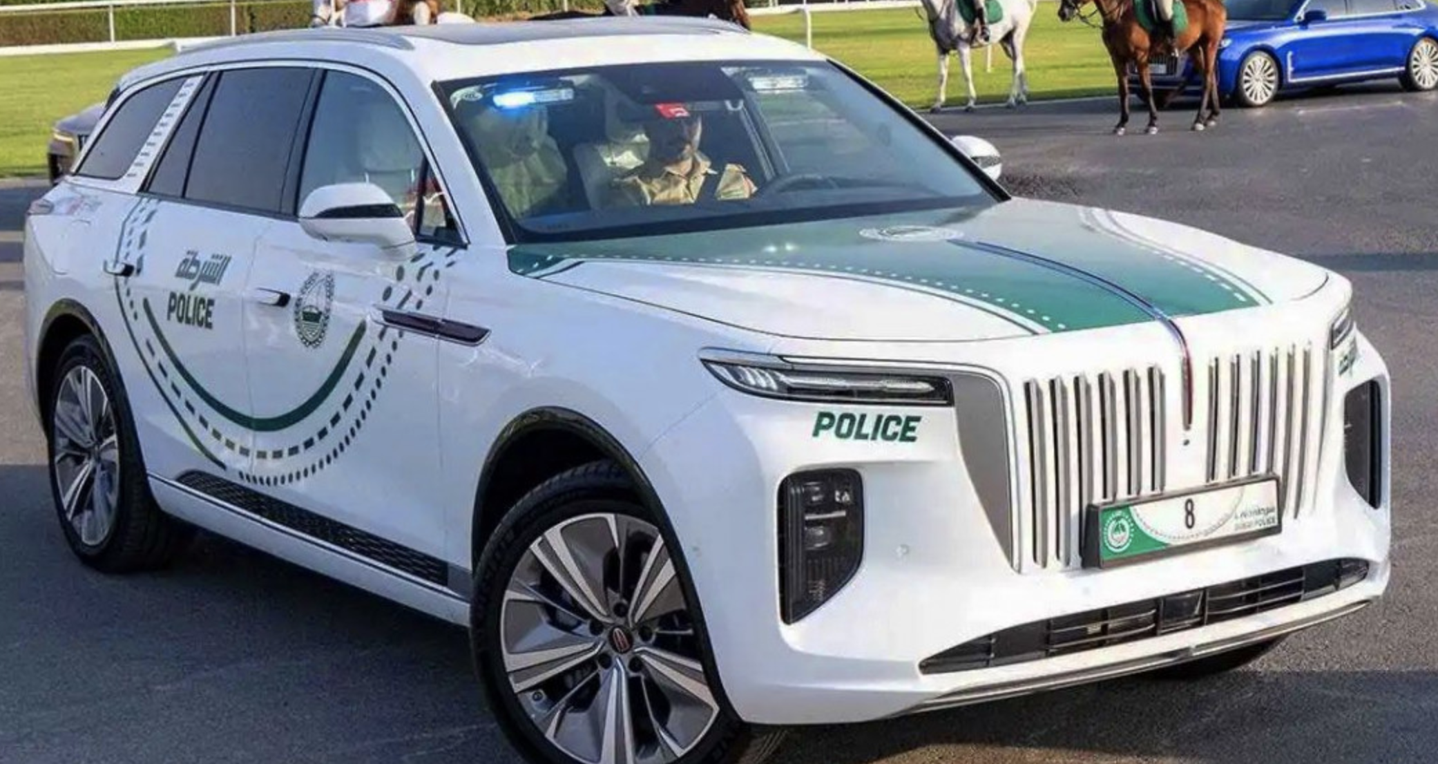 Dubai Police Cars: Beyond The Lamborghini – Exploring An Arsenal Of Luxury Vehicles 21 Hongqi e-hs9 dubai police car
