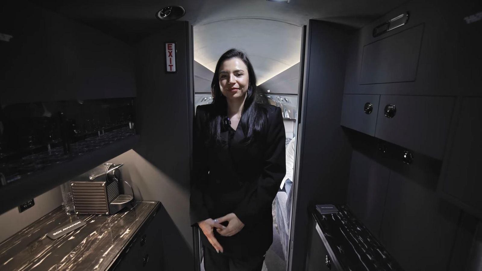 Vs youtube insidedesignerprivatejetall matteblackgulfstreamg450 220