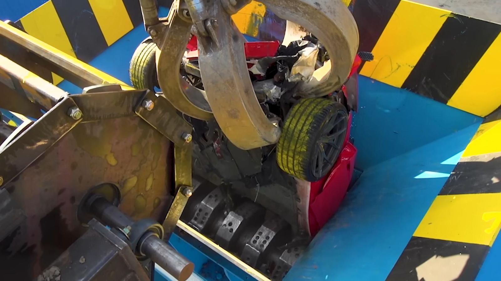 Vs youtube lamborghinivsshredder 1441