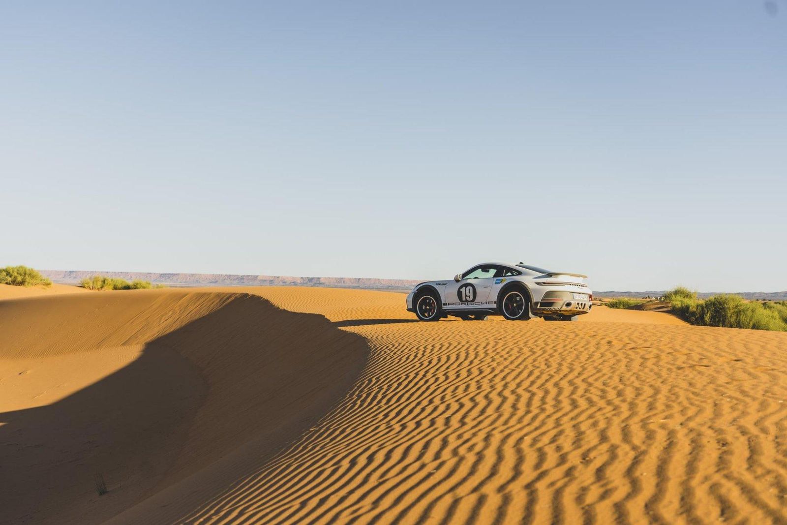 Lamborghini Huracán Sterrato Vs Porsche 911 Dakar: A Comparative Analysis 19 231986 1920x1281