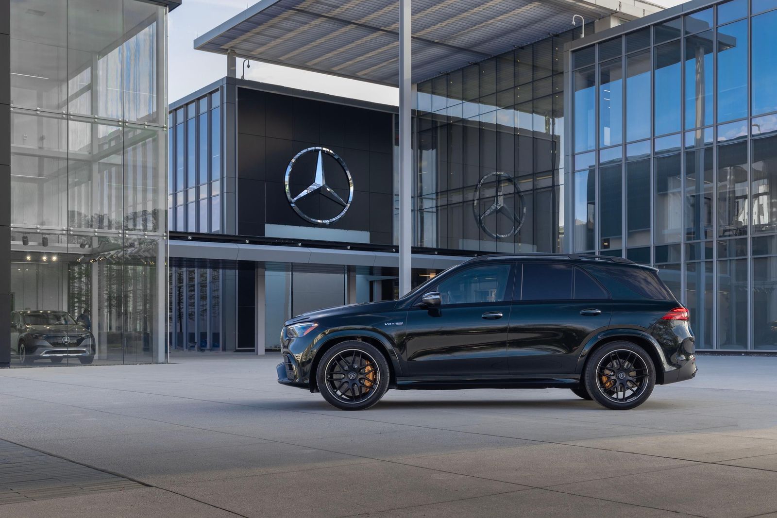 2023 Lamborghini Urus S Vs Mercedes Amg Gle 63 S: A Comparative Analysis 13 Lamborghini urus s vs mercedes amg gle 63 s