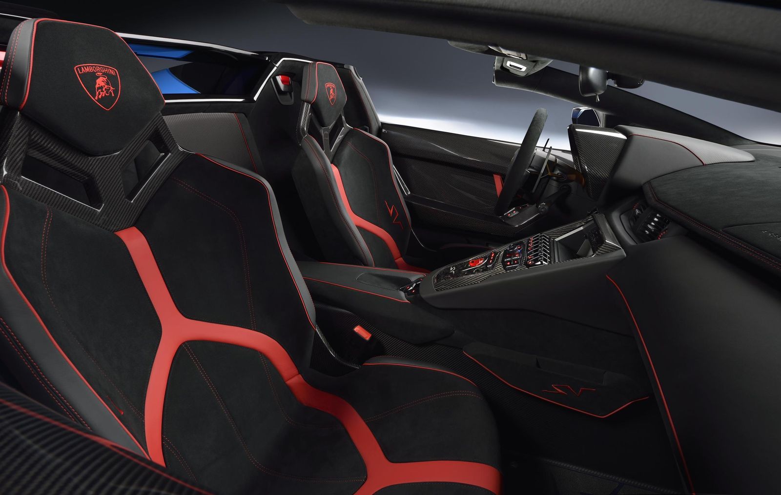 Lamborghini Aventador Sv Vs Aventador Svj: A Comparative Analysis 7 Lamborghini aventador sv
