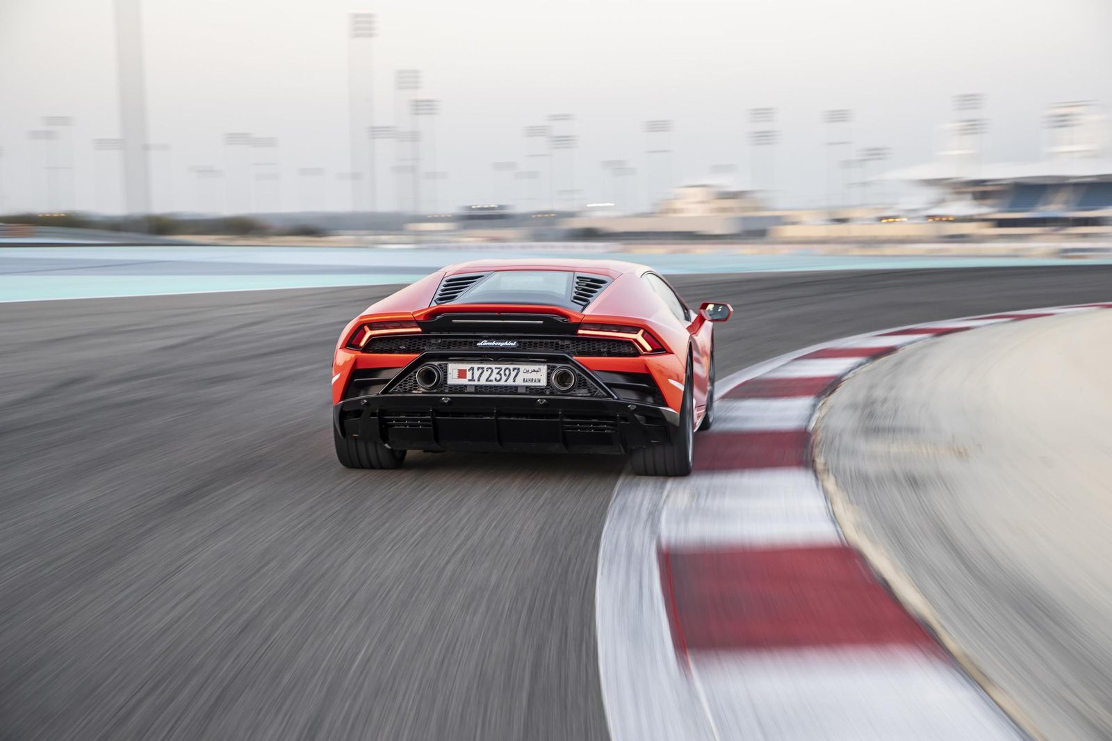 Lamborghini Huracan Evo Vs Ferrari F8 Tributo : The Ultimate Supercar Showdown 11 Lamborghini huracan evo vs ferrari f8 tributo