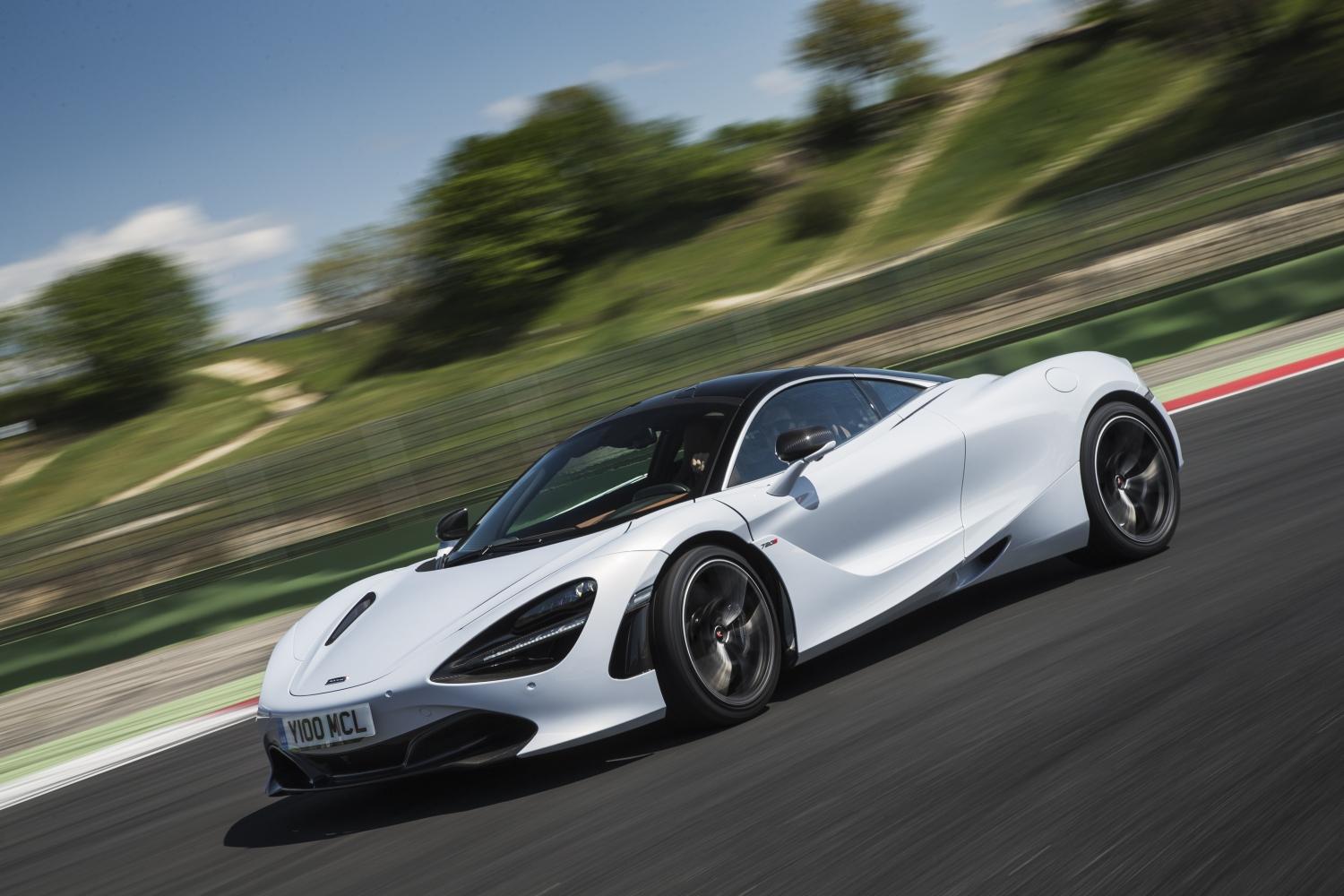 5 Extremely Spooky Halloween Supercar Colors 5 Halloween supercar colors