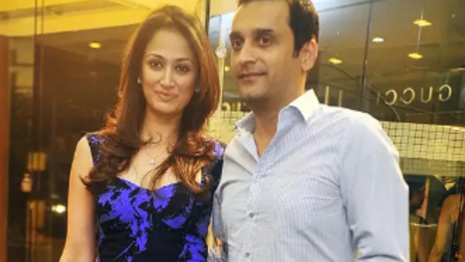 Bollywood Actress Gayatri Joshi'S Lamborghini Involved In Tragic Sardinia Accident Leaving 2 Dead! 5 Gayatri joshi's lamborghini