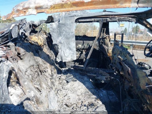 Charred Charm! Do You Want To Buy This Smoking Hot 2023 Lamborghini Urus S? 13 37985855 8 i