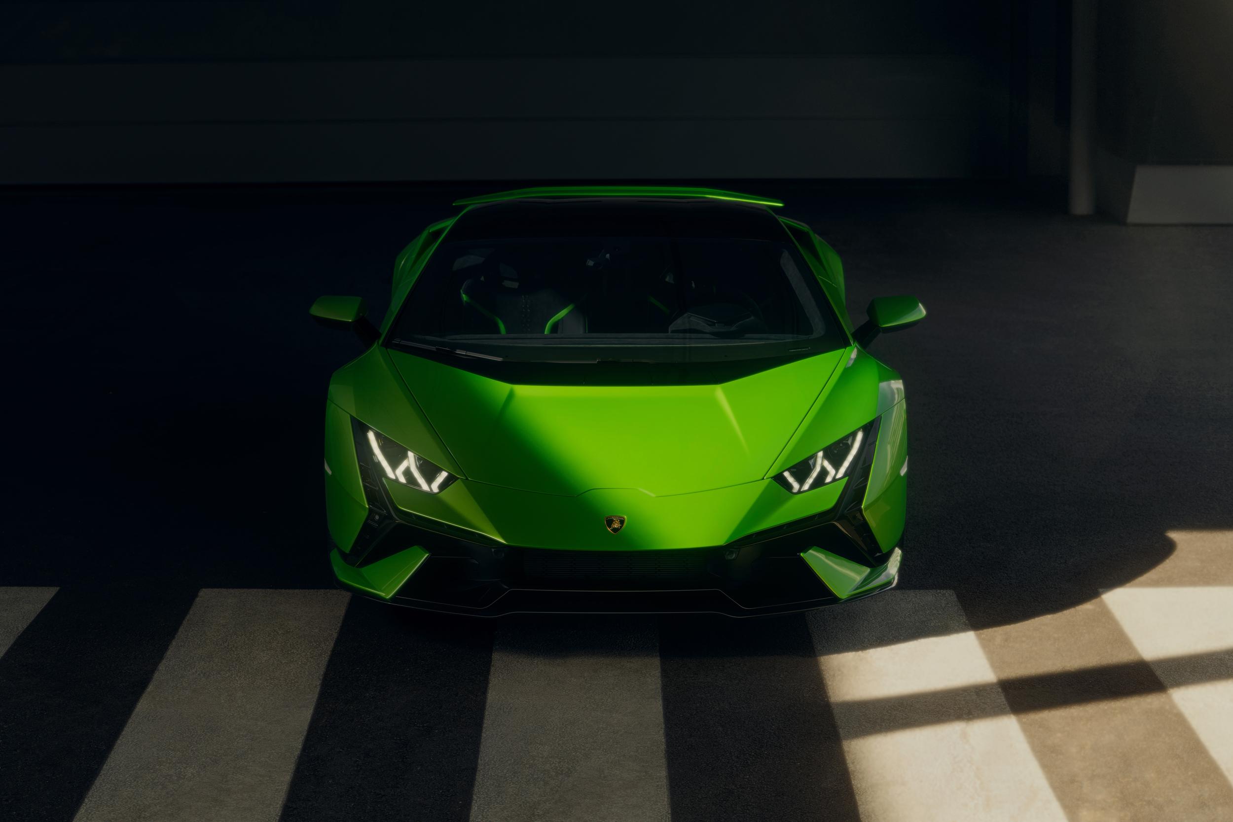 2023 Aston Martin Vantage Vs 2023 Lamborghini Huracan: British Vs Italian Supremacy 23 612128 scaled