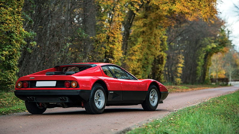 Ferrari Bb 512 Vs. Lamborghini Urraco P200: A Comparative Study Of Their Striking Similarities 7 Ferrari bb 512 behind