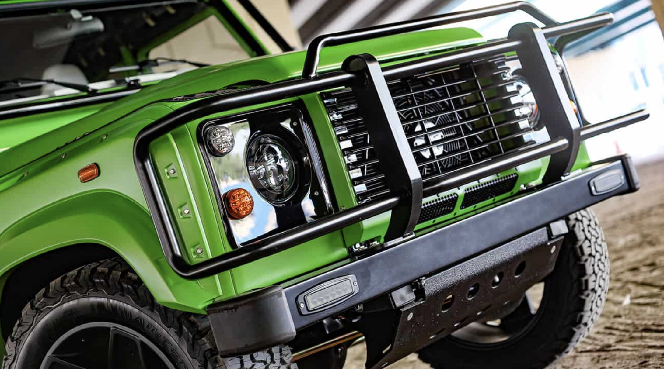 Land rover defenders reborn in lamborghini hues
