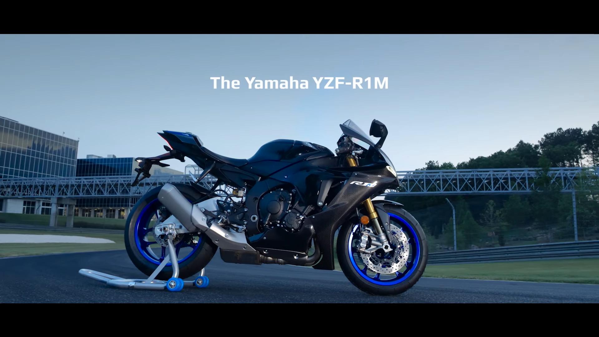 Superbikes Vs Lamborghini: 10 Exclusive Superbikes That Leave The Lamborghini Aventador Svj In The Dust 7 Vs youtube yamahayzf r1mfeaturesbenefits 006