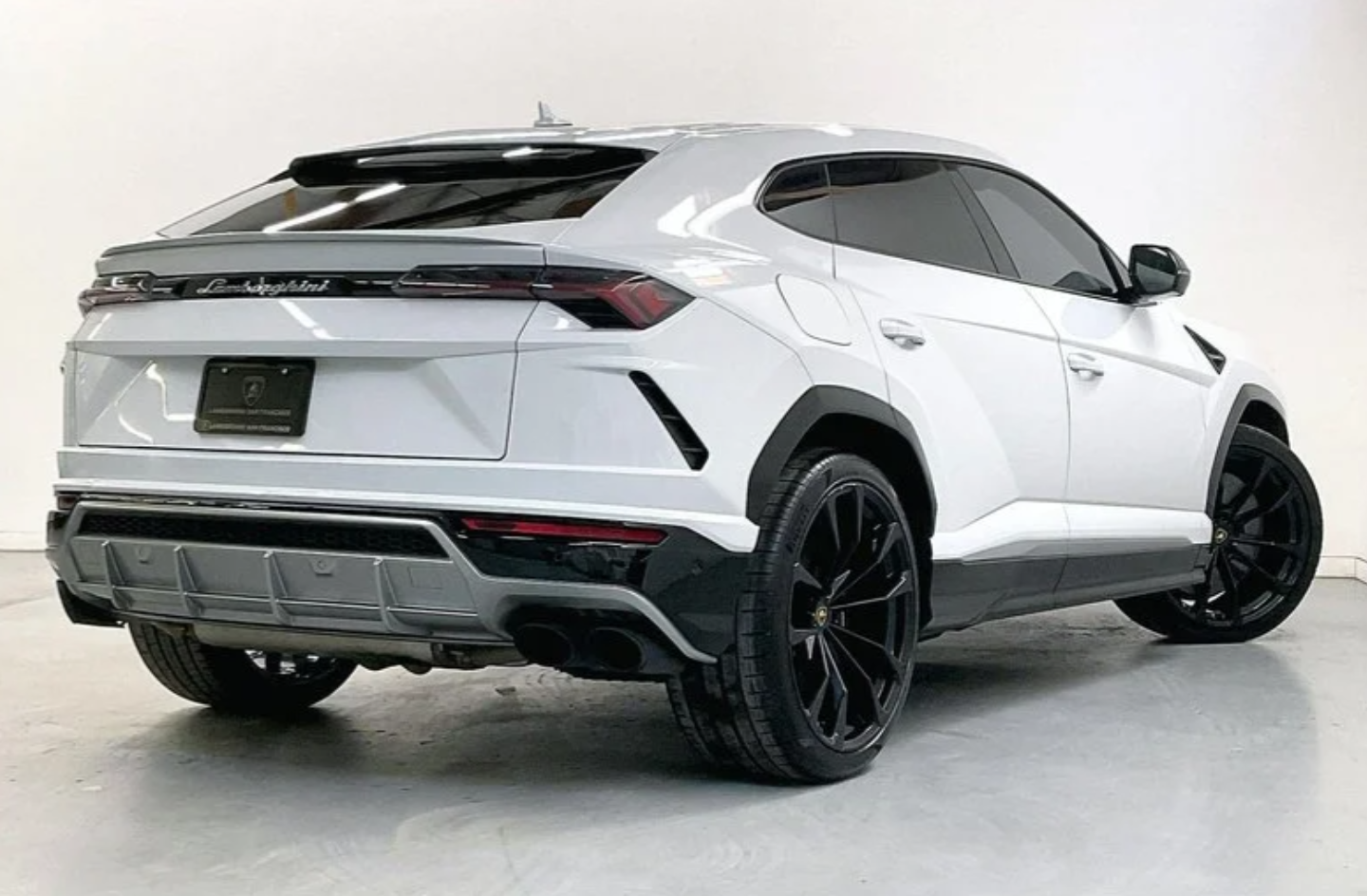 Cheap Lamborghini Urus For Sale In 2024 12 17. 01. 2024 20. 48. 59 rec