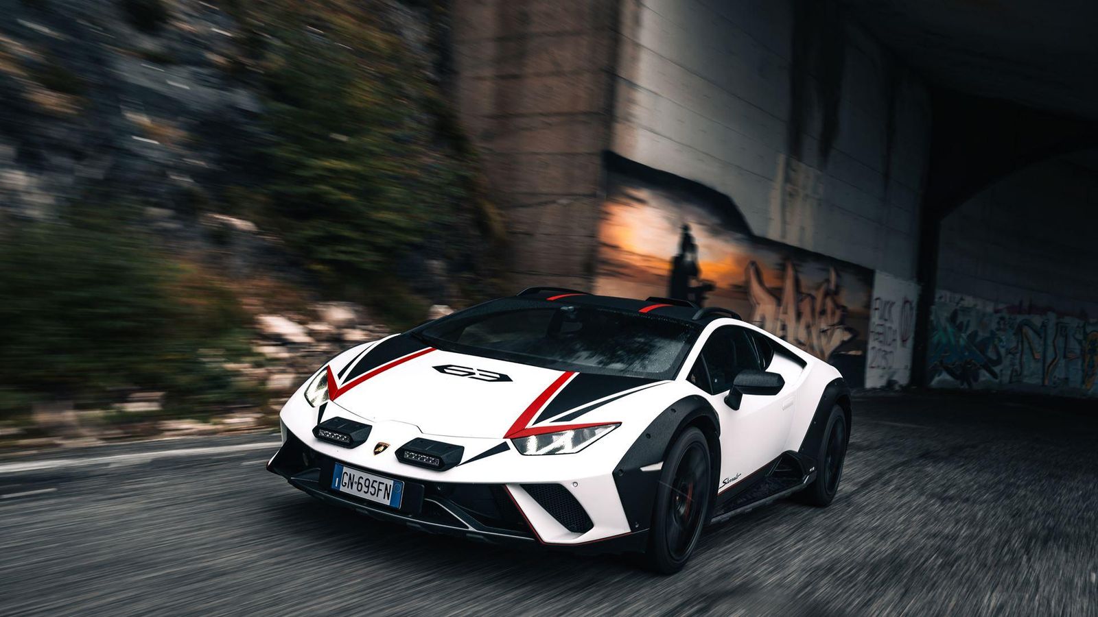 The Final Roar: Celebrating The V10 Lamborghini Huracán'S Italian Odyssey 8 651748