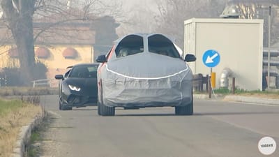 Lamborghini'S Bizarrely Camouflaged 2025 Urus Phev Spotted! - Mystery Unveiled! 2 Vs youtube iveneverseenanythinglikethis 853