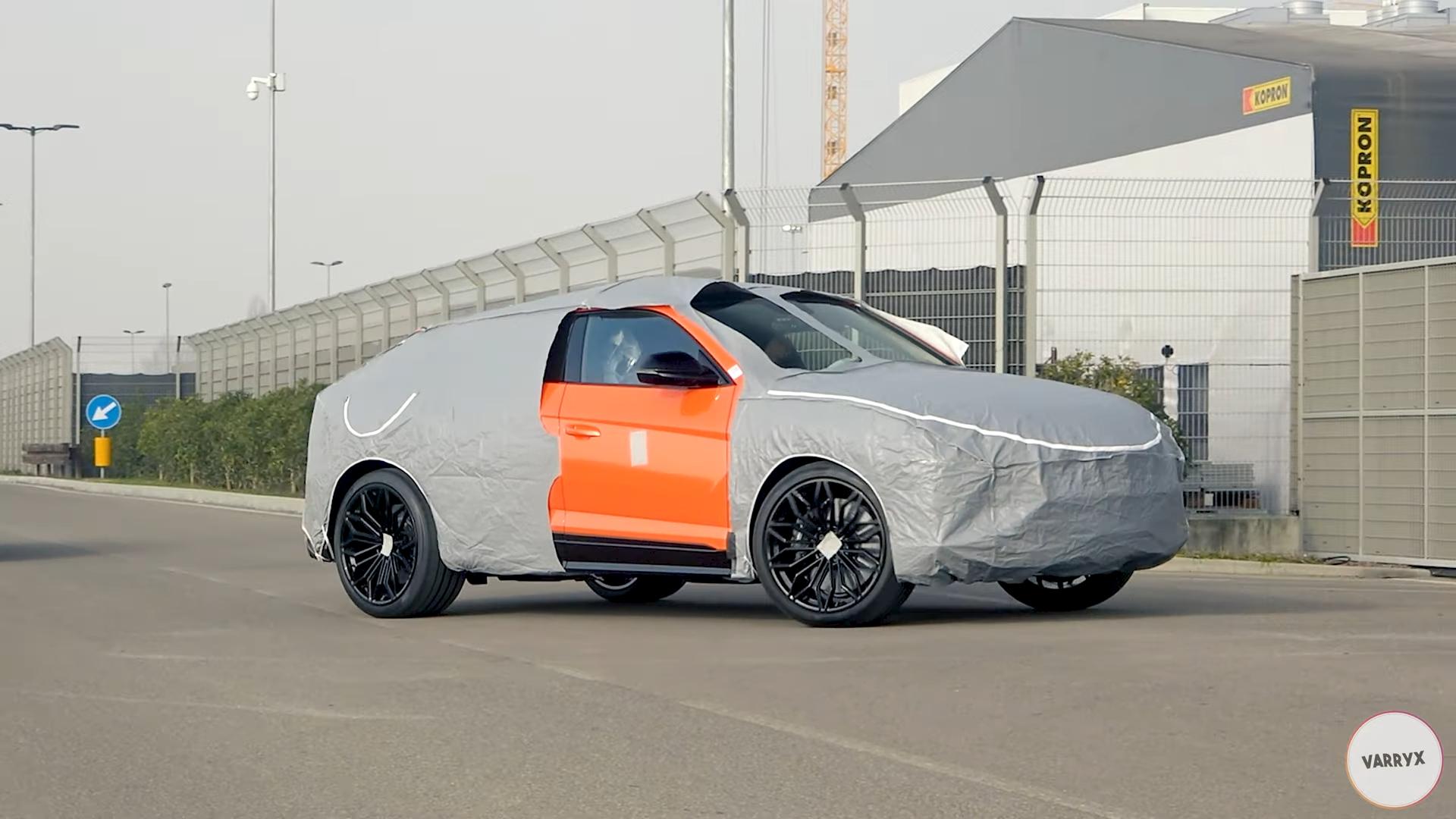 Urus phev