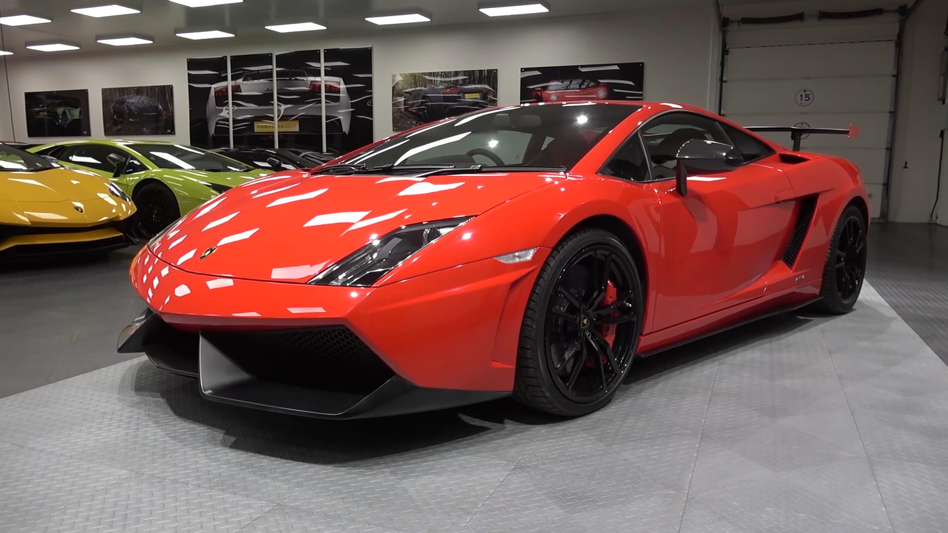 Vs youtube lamborghinigallardosupertrofeostradalein depthexteriorandinteriortourexhaust 021