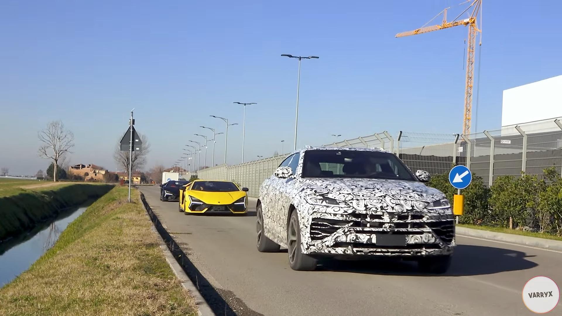 Exploring The 2025 Lamborghini Urus Hybrid: A Detailed Look At Its Evolution And New Features Of The Performance Suv 35 Vs youtube sotheythoughtabrokencameracouldstopme 121
