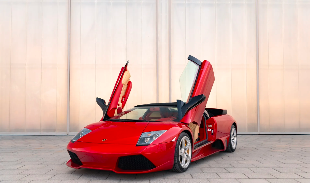 2 Extremely Rare Lamborghini Cars At Rm Sotheby'S Dubai Auction Up For Grabs! 3 Lamborghini cars at rm sotheby's dubai auction