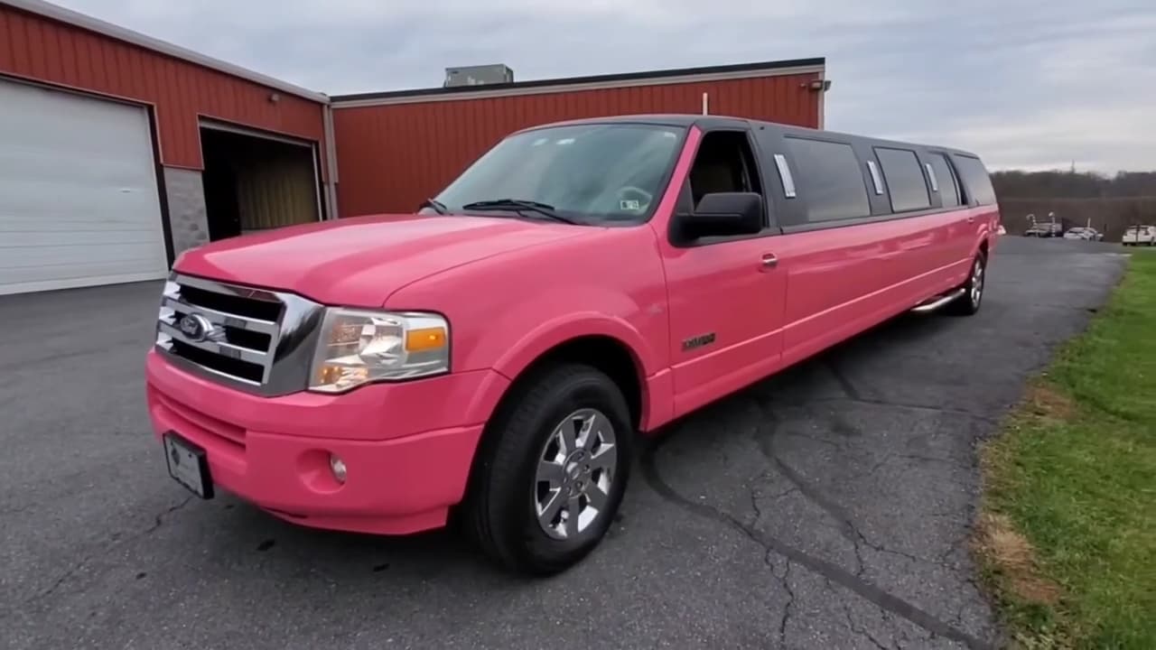 Inside Toby Keith Car Collection: A Journey Through His Incredible American Muscle And Luxury! 19 Vs youtube 2016fordexpeditionlimousine 015
