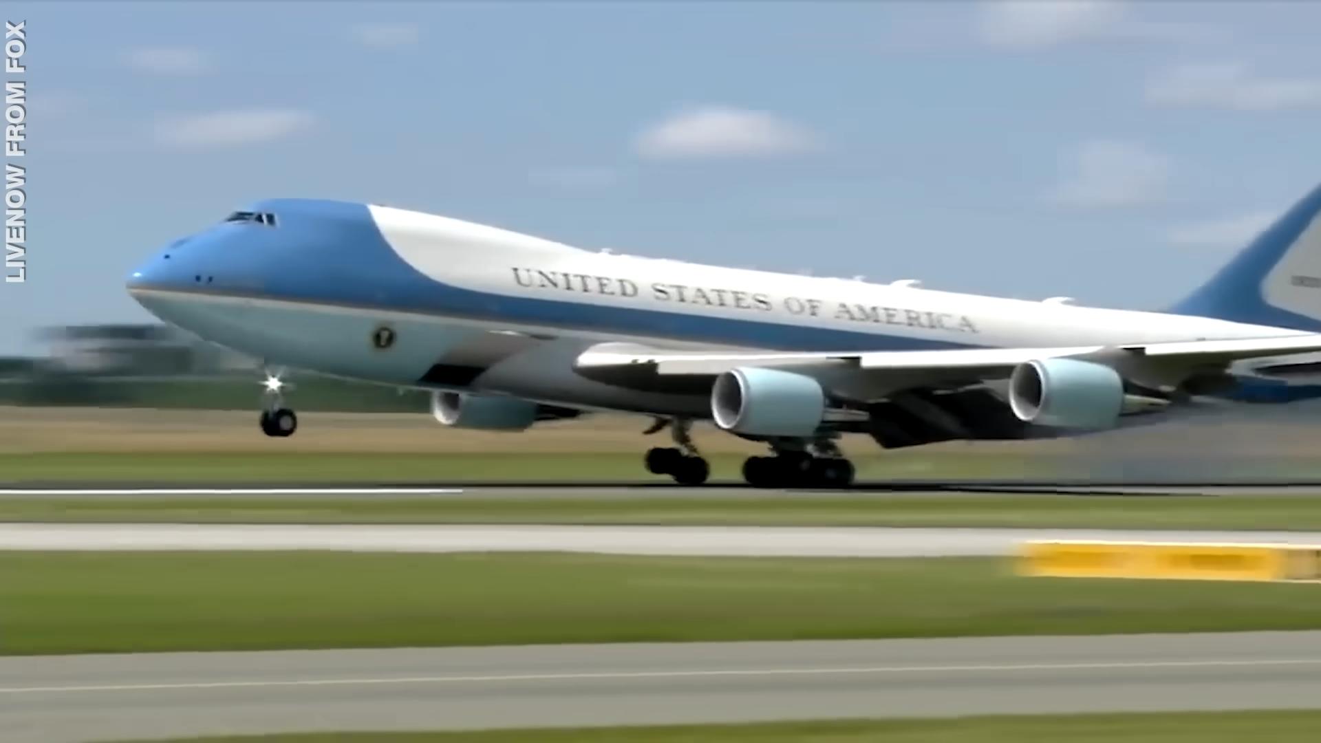 Vs youtube secretsofuspresidents32billionairforceone 047