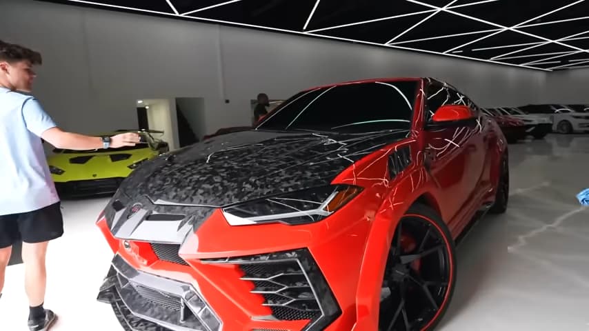 Vs youtube surprisingmygirlfriendwitha400000lamborghiniurusmckinleyrichardsonnn 408