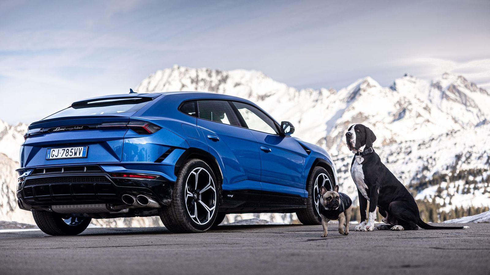 Lamborghini'S Alpine Adventure: The Urus S And Huracán Sterrato Enjoy The Wild Outdoor Lifestyle In The Snowy Alps 13 652527 v2