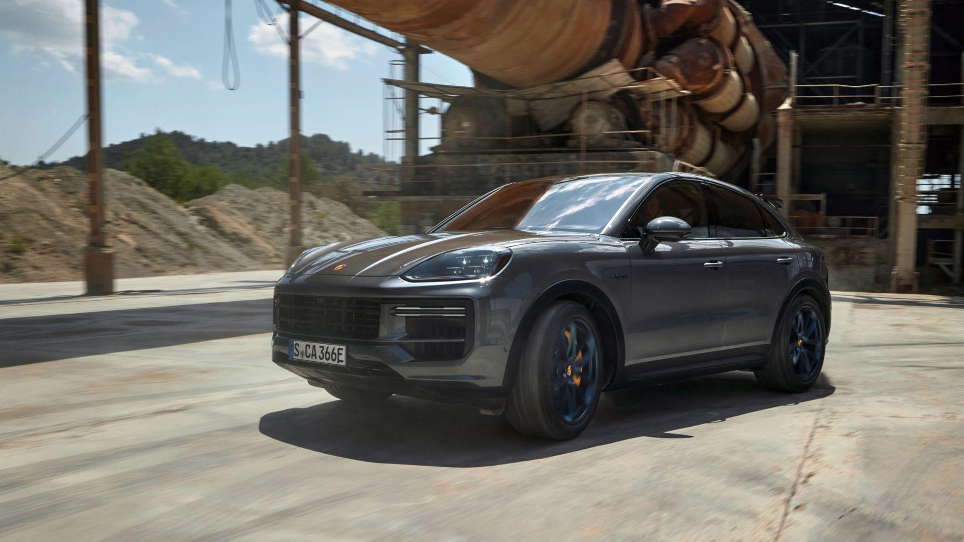 Stealth Electrification: How The 2024 Lamborghini Urus Se Revolutionizes Luxury Hybrid Badging 9 0280 miami gt ucrane akos1776 v01