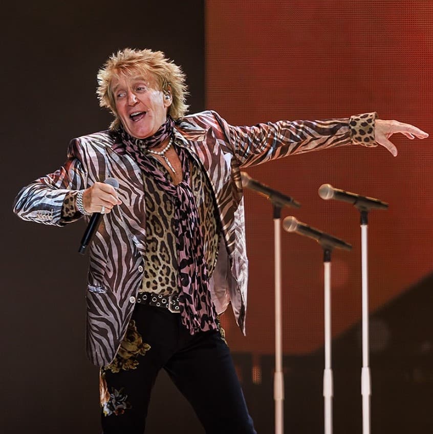 Legendary British Rock And Pop Icon Rod Stewart'S 1977 Lamborghini Countach Lp400 Periscopio Gloriously Heads To Auction 7 Vs youtube 1yearcargearreviewlivinginlamborghiniurus 710 1