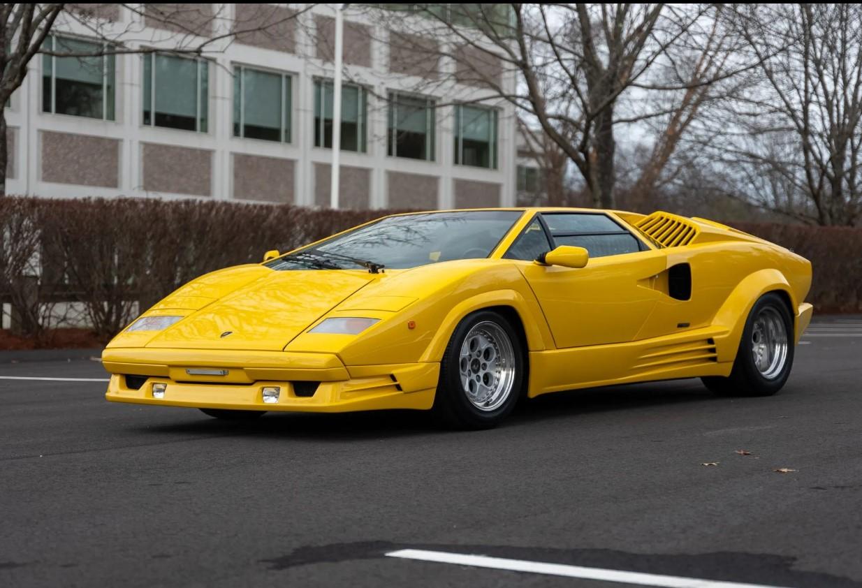 Rare Opportunity: 1989 Lamborghini Countach 25Th Anniversary Edition With Low Mileage Up For Auction 9 Title image 3