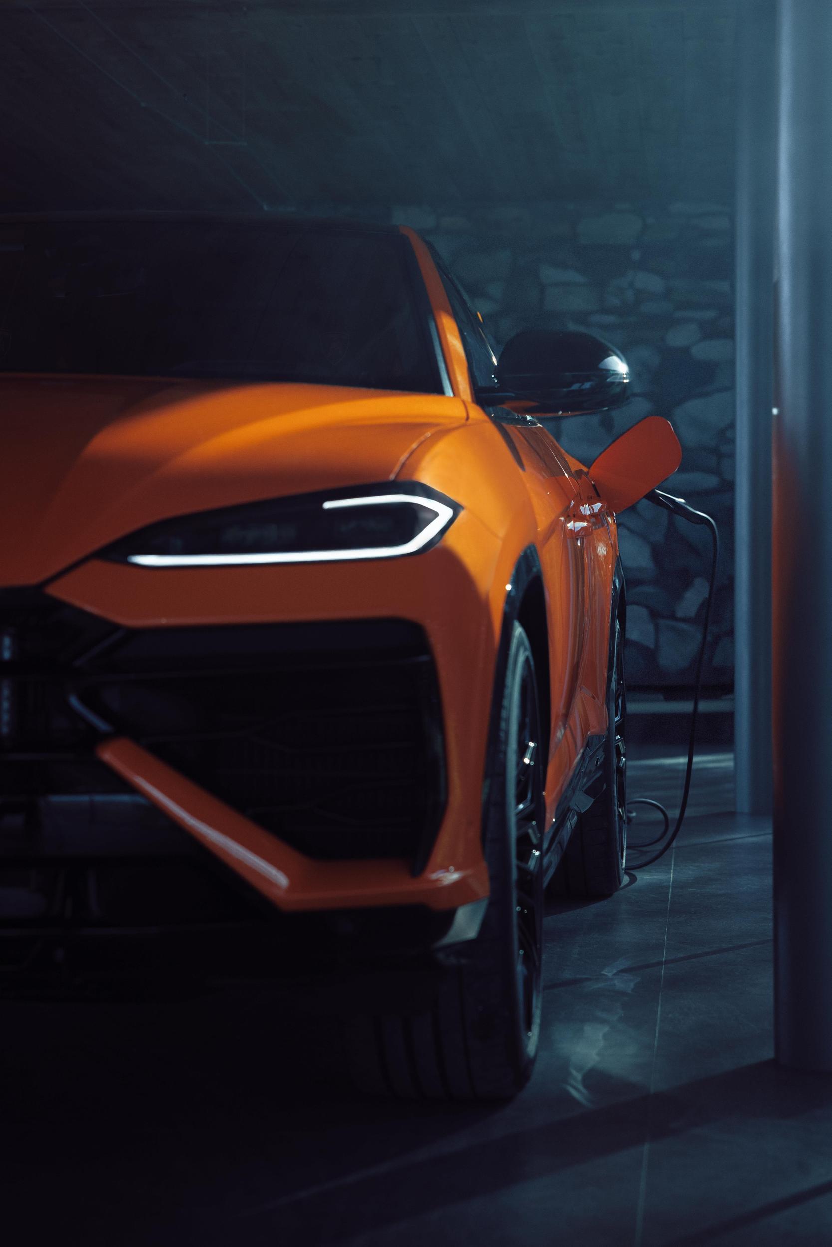 Enjoy The Stunning 2025 Lamborghini Urus Se Wallpapers Collection: Available For Download! 7 653095 scaled