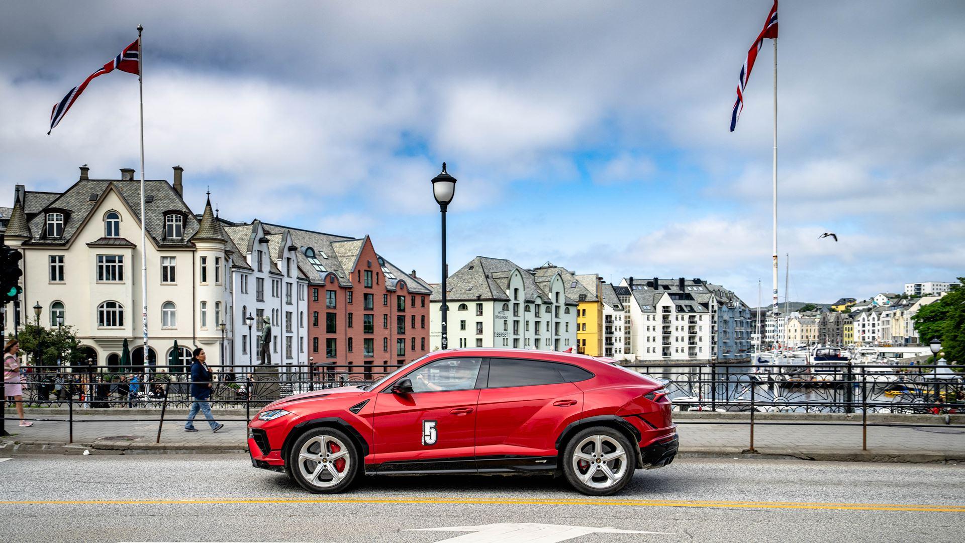 Download Stunning High-Resolution Lamborghini Urus S Wallpaper Collection 20 654358
