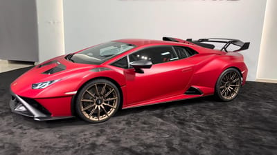 Vs youtube 2024lamborghinihuracansto rossopyramatt anexquisitetourofpureelegance 004