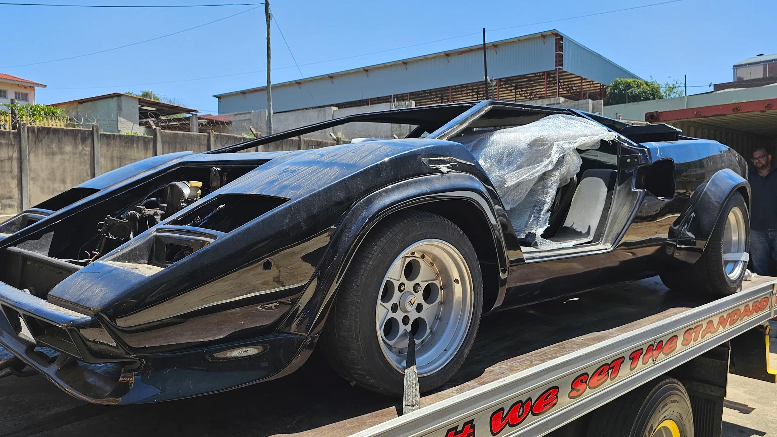 Blasphemy Or Brilliance? Unique Toyota V12-Swapped Lamborghini Countach Clone Sparks Debate! 22 Vs youtube buildingalamborghinicountachreplicawithatoyota1gz fev12 episode2enginetransaxle 736