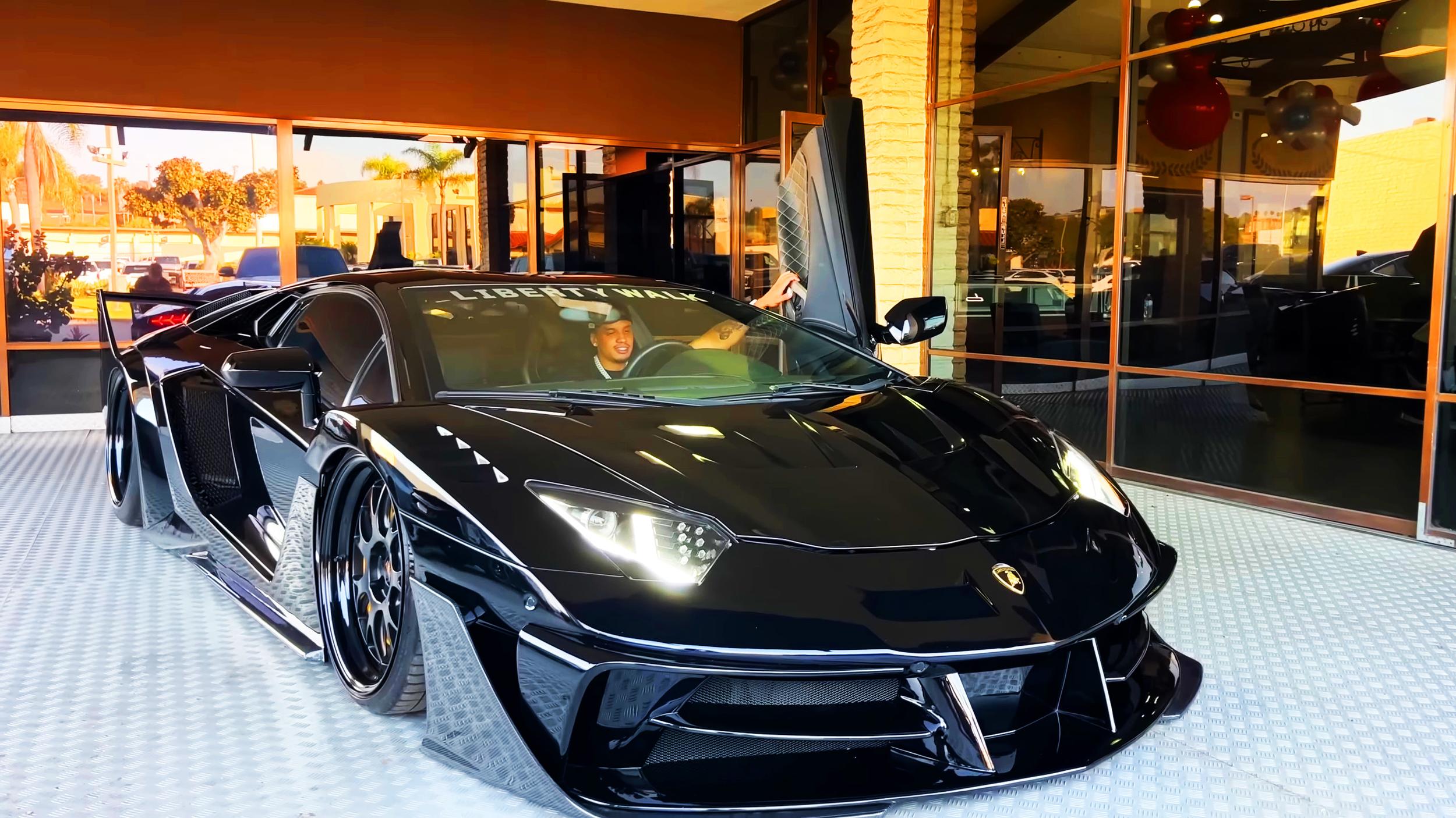 23-Year-Old Youtuber Gabe Farrell'S Liberty Walk Lamborghini Aventador Breaks The Internet: His New Ride Will Make You Question Reality 39 Vs youtube buyingmydreamcarat23yearsoldlibertywalkwide bodylamborghiniaventadorimbatman 800
