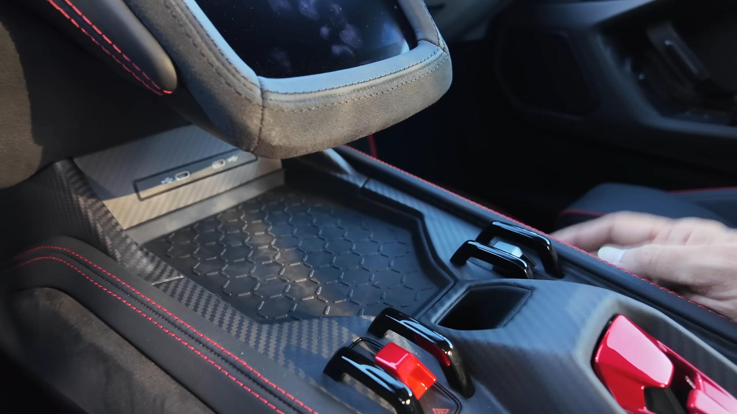 2025 Lamborghini Temerario Alleggerita Package: Shedding Pounds For Blistering Performance 15 Vs youtube insidelook920hplamborghinitemerarioalleggerita0 60in259514mile 503 1