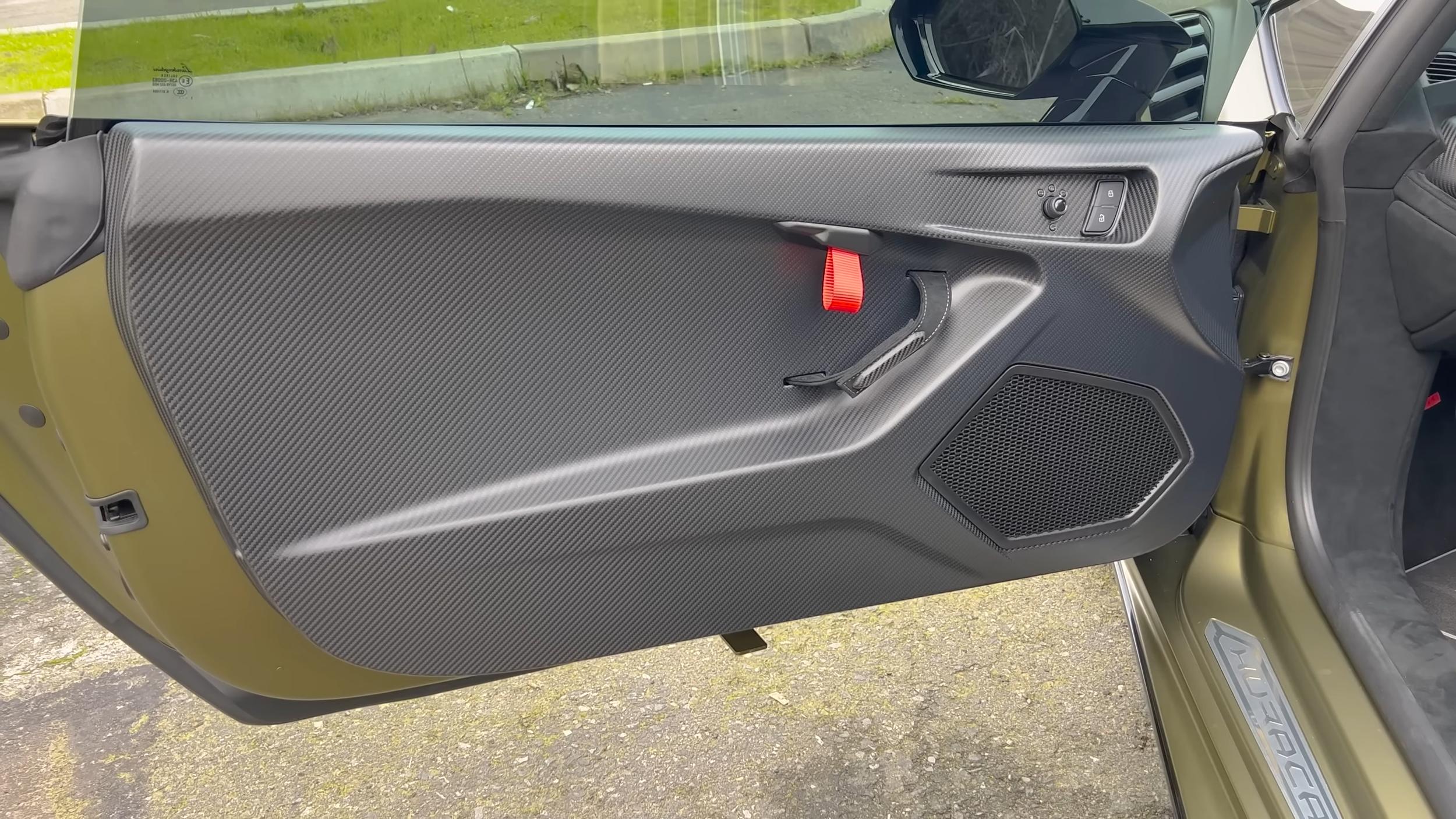 2025 Lamborghini Temerario Alleggerita Package: Shedding Pounds For Blistering Performance 13 Sto door panel