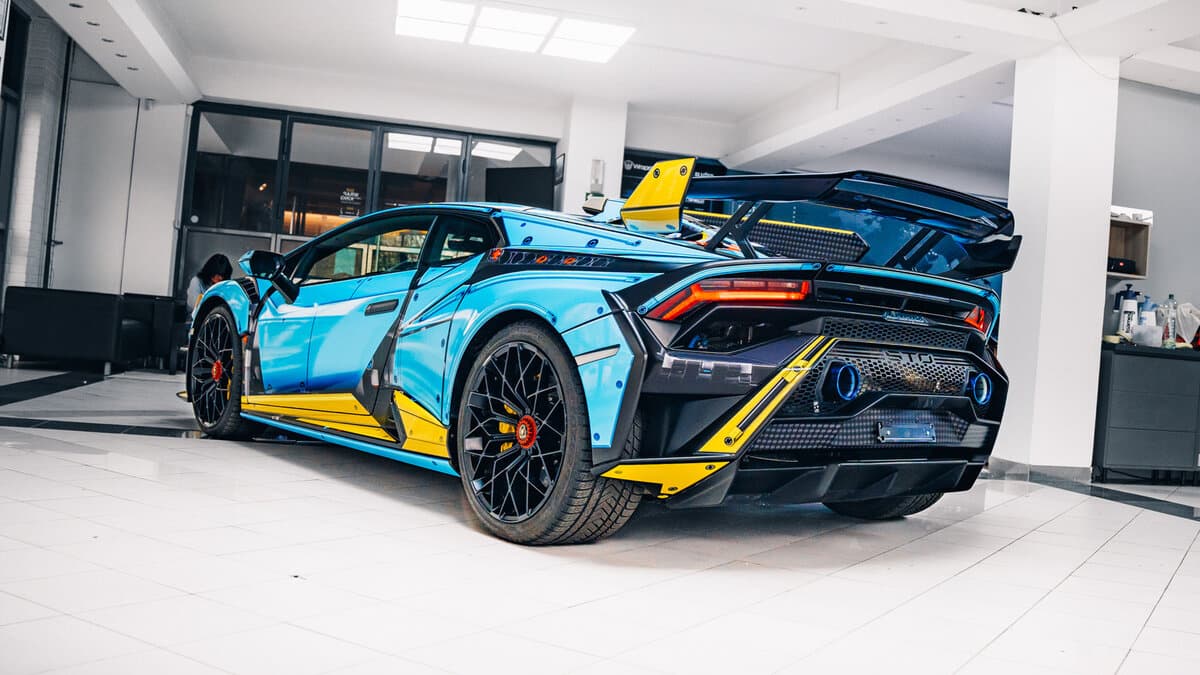 1718991224 lamborghini huracan sto design inspired by lego wrapstyle 05