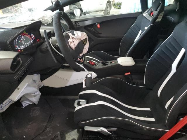 Is The Damaged Huracán Sto With Only 1,142 Miles In A Kansas Junkyard Worth Saving? 23 60155094 image 7