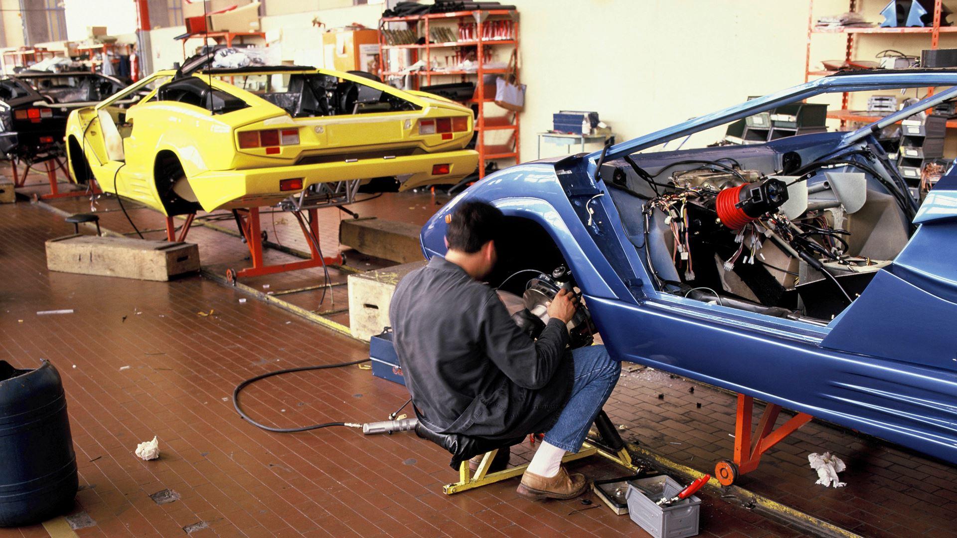 Celebrating 50 Years Of The Lamborghini Countach: Unveiling The Art Of Handcrafted Precision 11 654609 v2