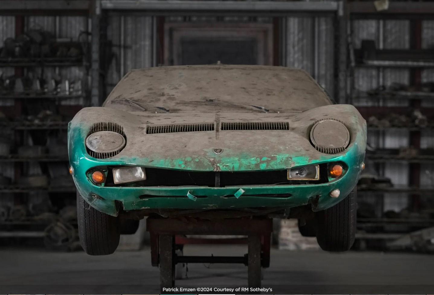 An Extremely Rare Historic Discovery: The Unveiling Of 3 Unrestored Lamborghini Miuras Worth Over 2 Million From A Junkyard! 24 Screenshot 5 8