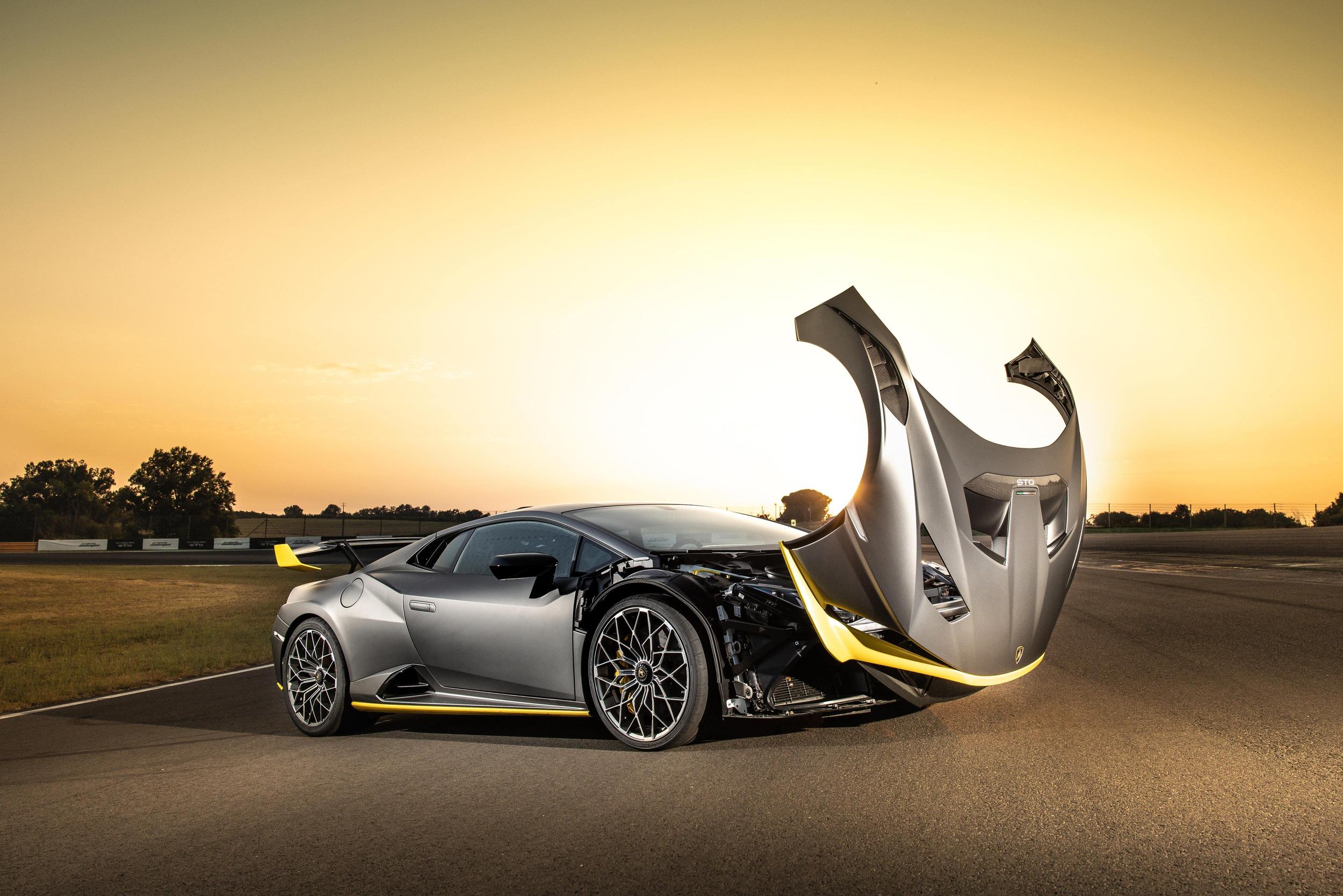 2023 Lamborghini Huracán Sto: A Comprehensive Overview Of The Ultimate Track-Ready Supercar 3 Jajaja min scaled